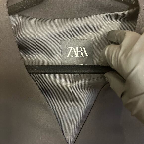 Zara Womens Tailored Black Short Vest Size Large - Picture 3 of 6